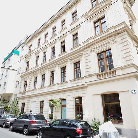 Traditional Apartments Vienna Tav - Entire Екстериор снимка